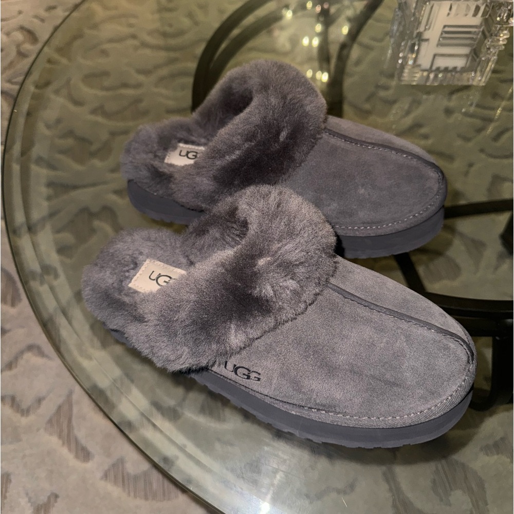 UGG platform slippers
